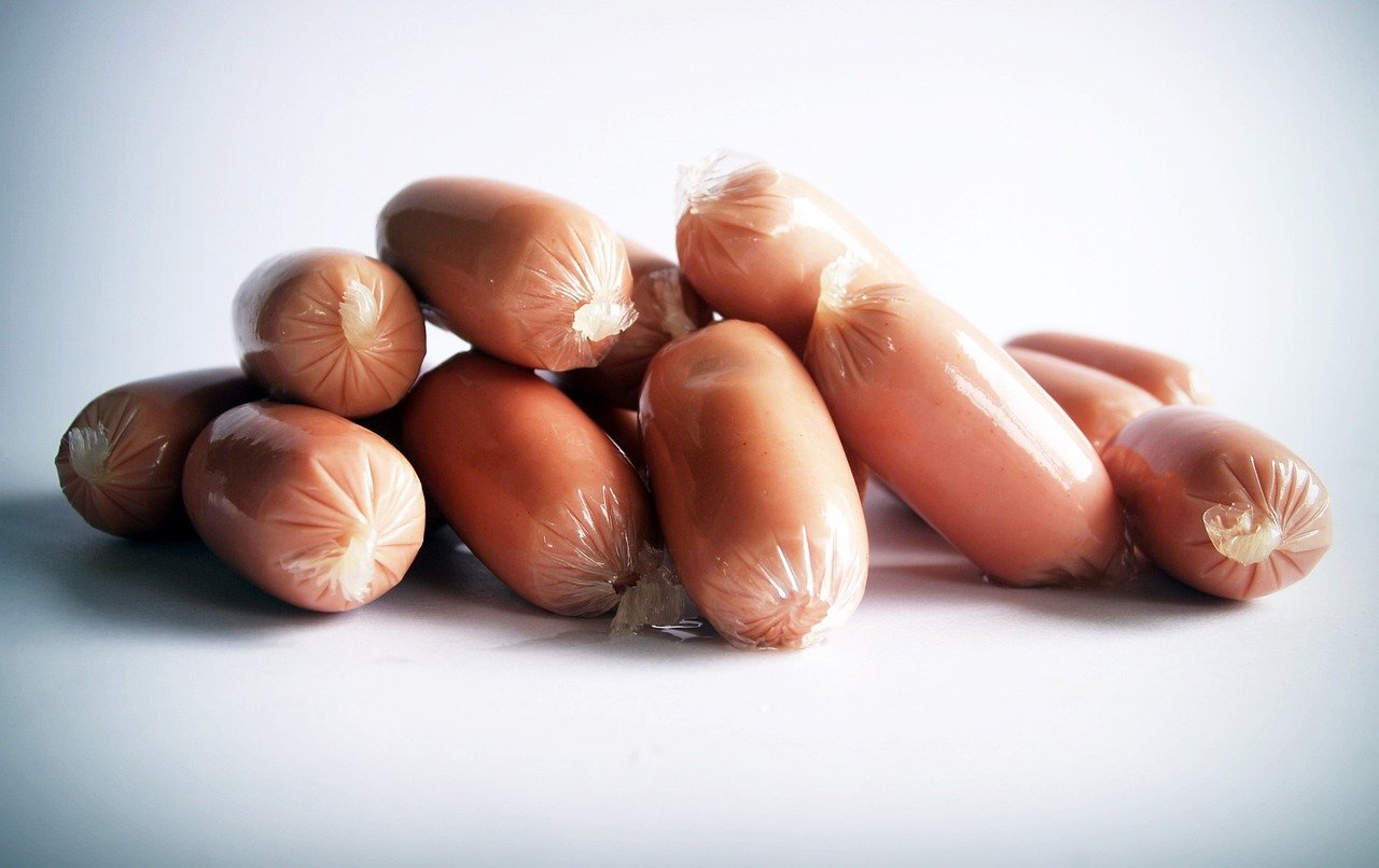 Can Dogs Eat Raw Hot Dogs?